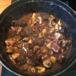Boeuf bourguignon 2 Boeuf bourguignon estofado e1615121085491