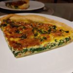 Quiche de espinacas, piñones y roquefort 2 Quiche espinacas min